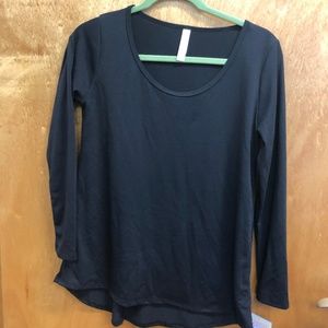 LuLaRoe Black XS Lynnae